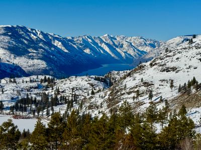 Obligatory photo of Lake Chelan